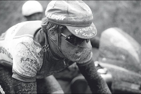 
Oakley Heritage Collection: the evolution of a revolution